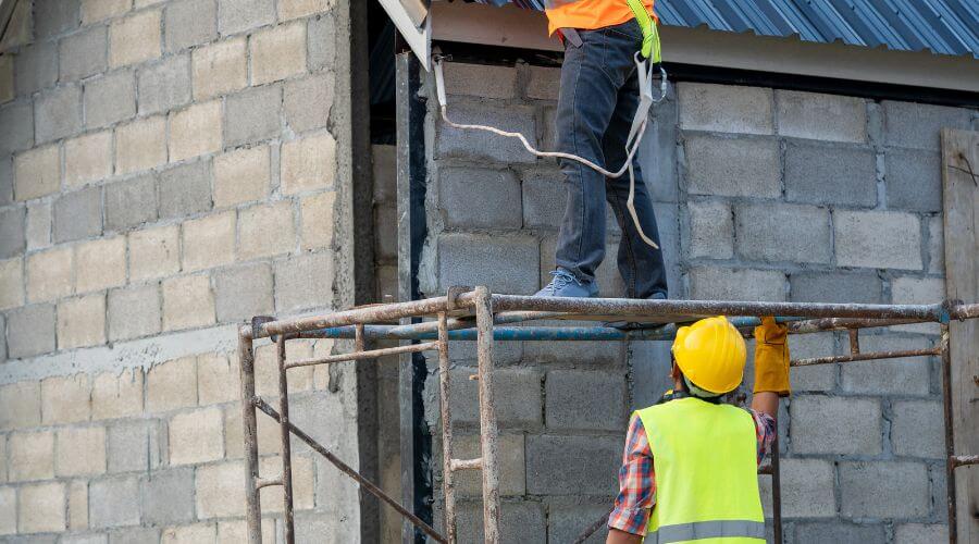 Professional residential roofers in Emmetsburg, IA
